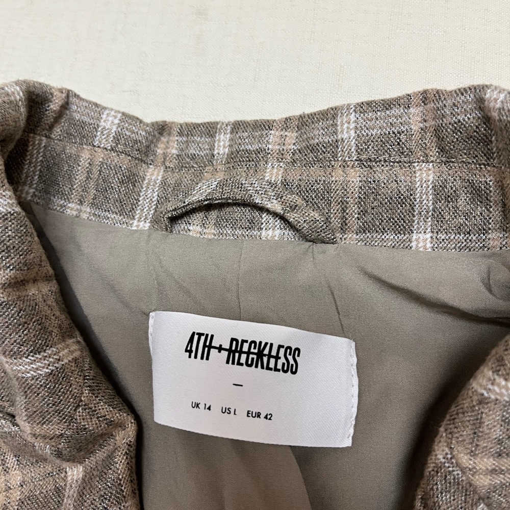 NWOT 4th & Reckless L tan plaid oversized one button chance blazer - Picture 5 of 14